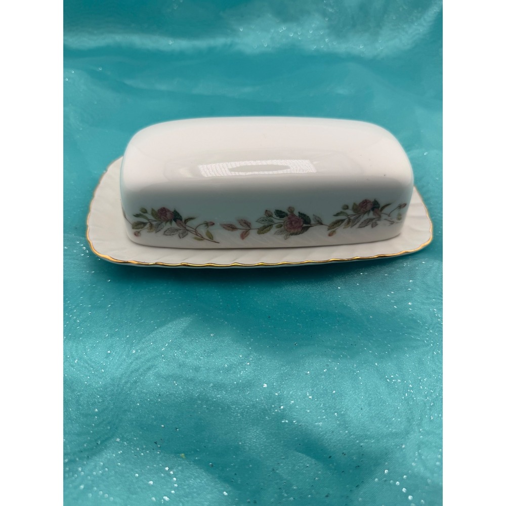 Creative Fine China Antique Rose Butter Dish with Lid 2345 Japan Gold Trim White